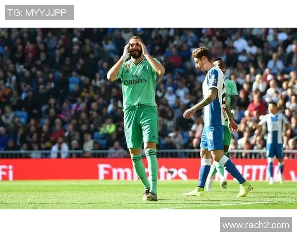 希拉尔与沙巴柏利雅德的巅峰对决揭示足球战术与团队精神的较量