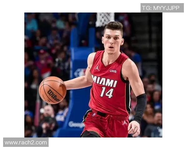 泰勒希罗的篮球之路：从新秀到明星的成长故事与挑战