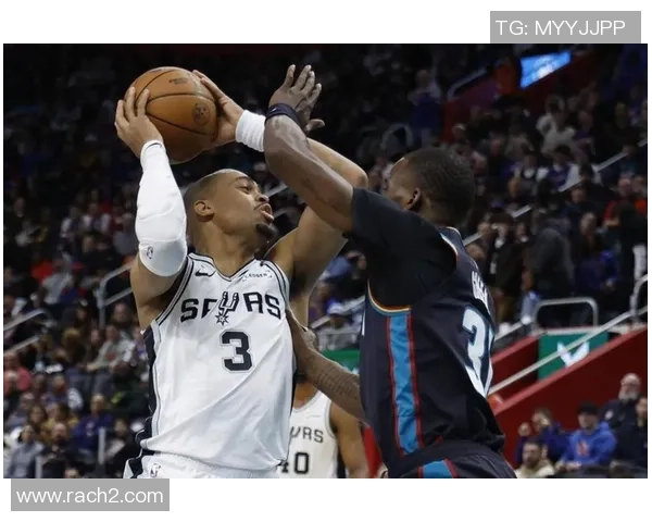 马刺与热火G6巅峰对决争夺总冠军荣耀的关键时刻