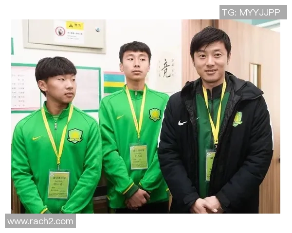 楚阿梅尼的崛起与挑战:探索年轻球员在国际赛场的成长之路